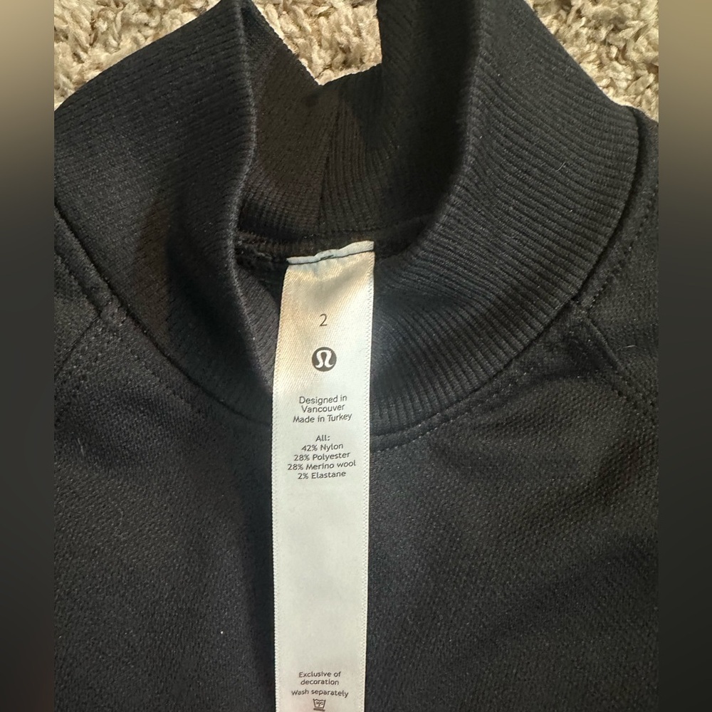 A409 Lululemon Engineered Warmth Pullover Black S… - image 5
